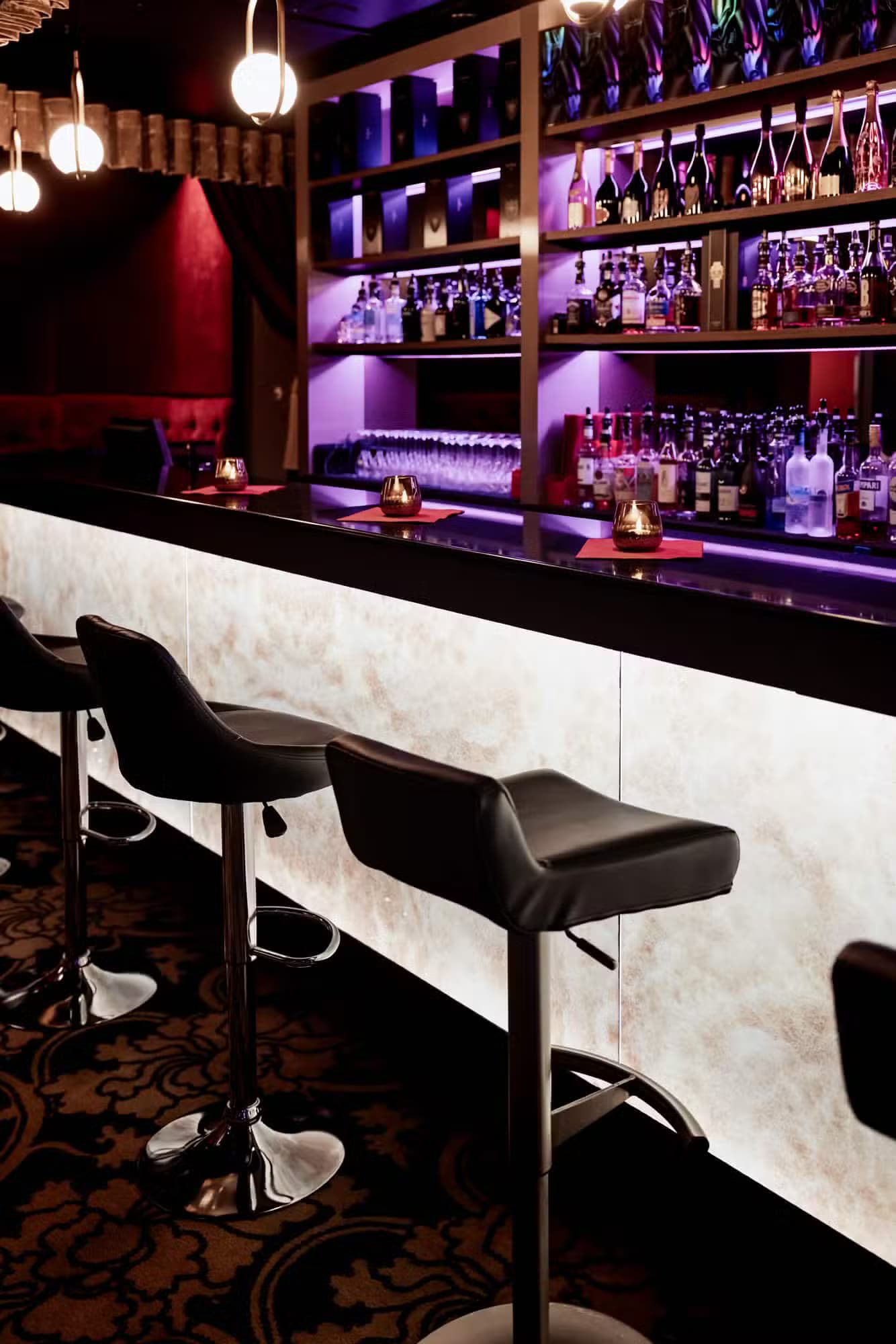 Red-Lips-Bar-Cabaret-Night-Club.avif