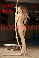 Monella lap Dance
