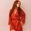 Laura - German & English - Discreet